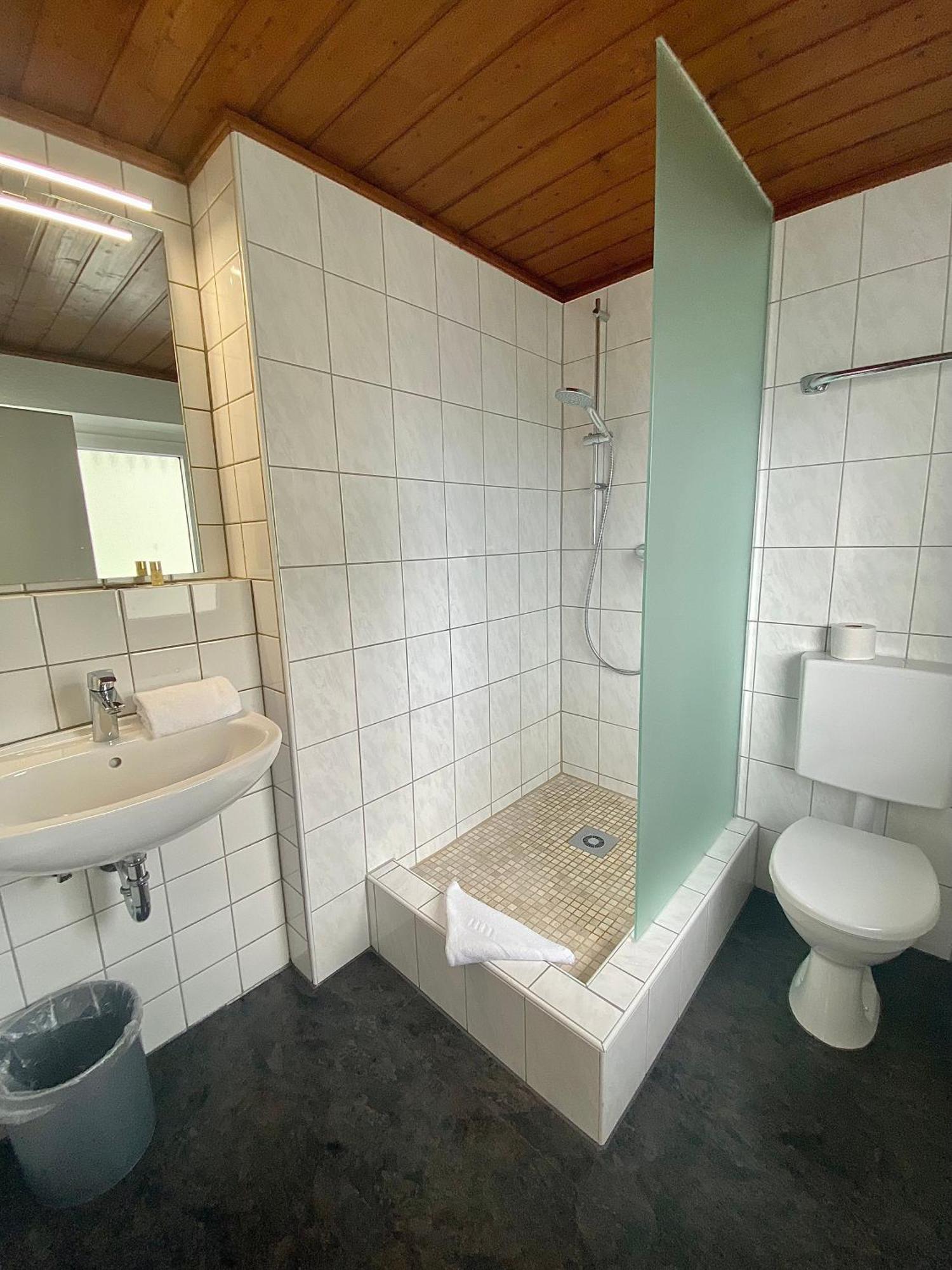 Hotel Gasthof Rose 군즈부르크 외부 사진